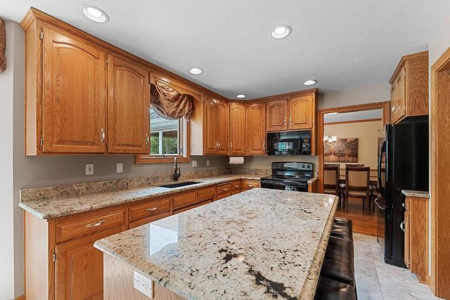 4415 FLAGSTONE COURT, De Pere, WI 54115
