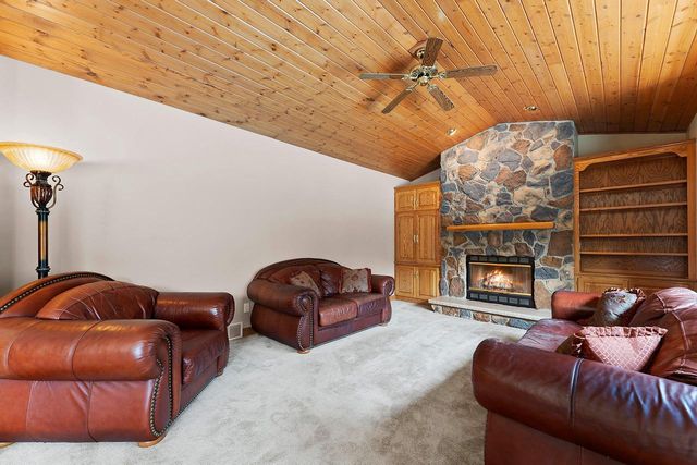 4415 FLAGSTONE COURT, De Pere, WI 54115