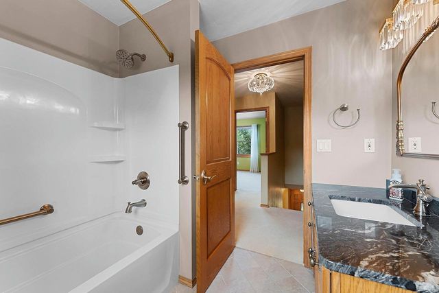 4415 FLAGSTONE COURT, De Pere, WI 54115