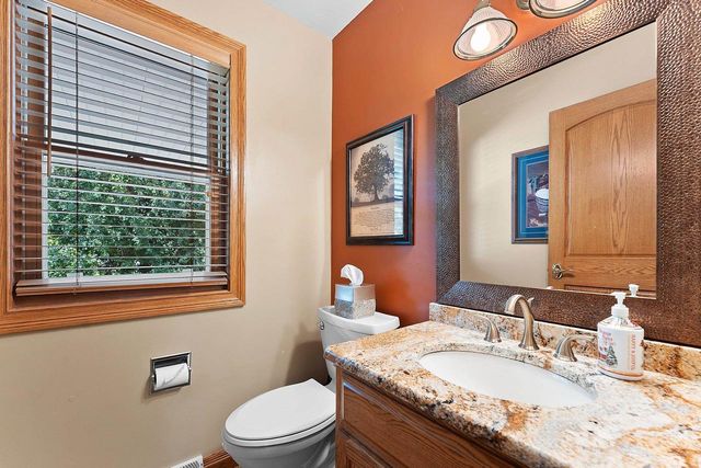 4415 FLAGSTONE COURT, De Pere, WI 54115