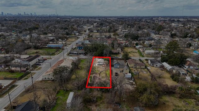 4010 Wayne Street, Houston, TX 77026