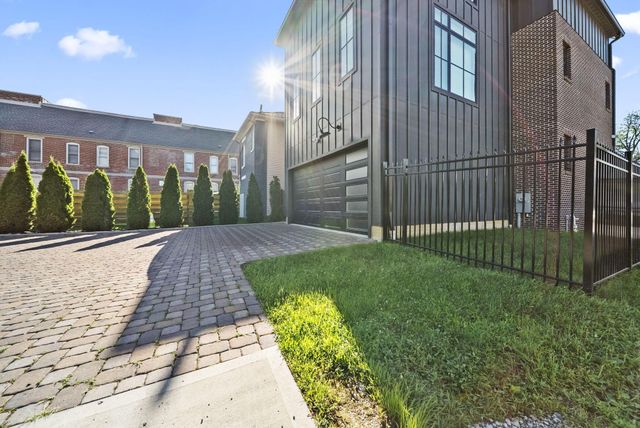 1432 E Rich Street, Columbus, OH 43205