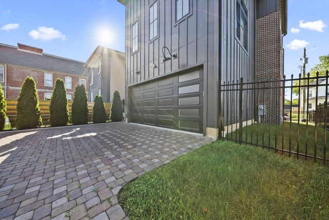 1432 E Rich Street, Columbus, OH 43205