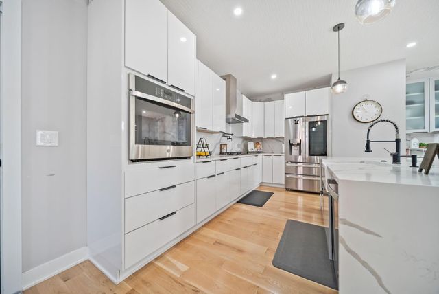 1432 E Rich Street, Columbus, OH 43205