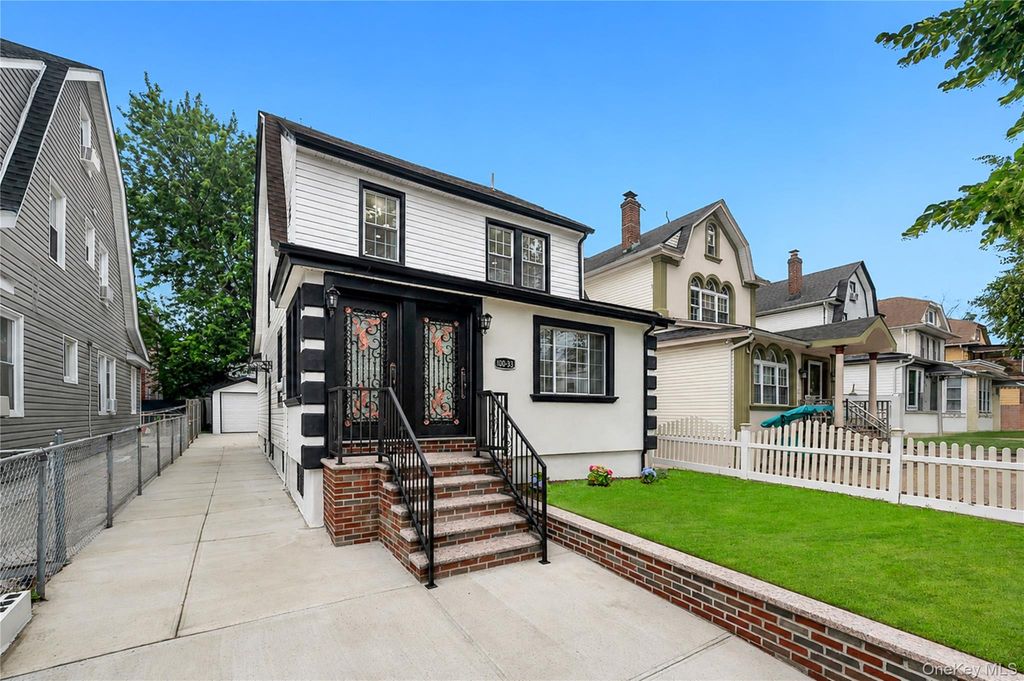 100-33 205th Street, Hollis, NY 11423 — photo 2