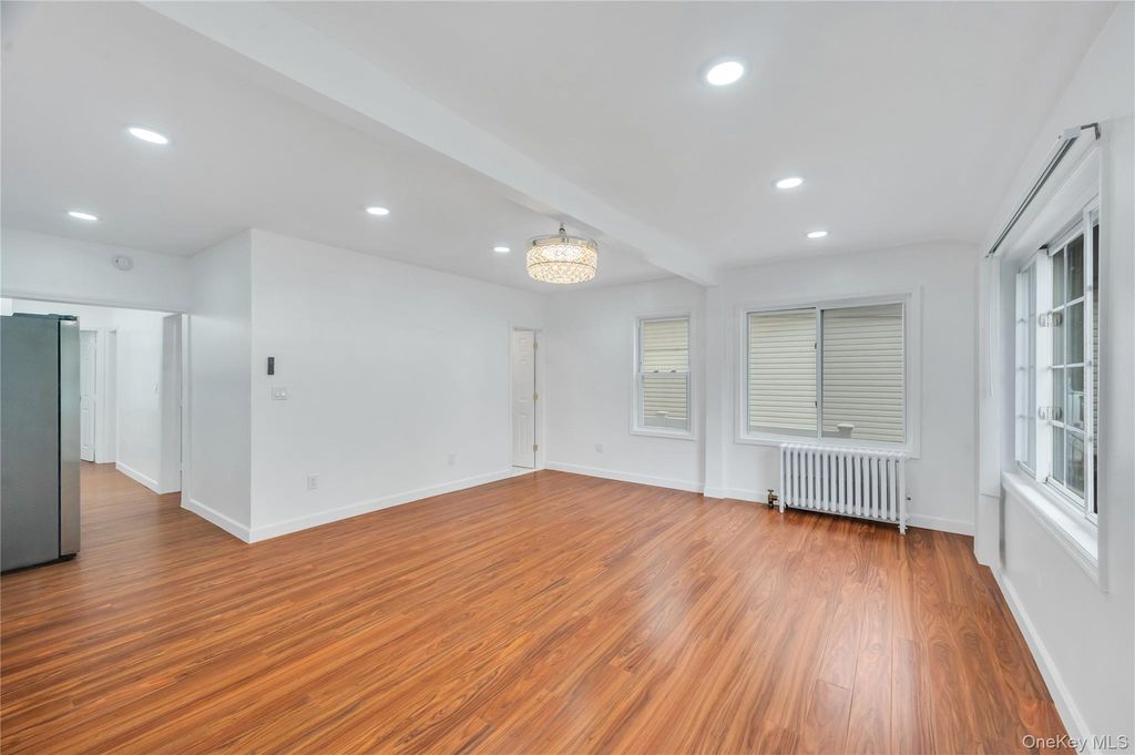 100-33 205th Street, Hollis, NY 11423 — photo 5