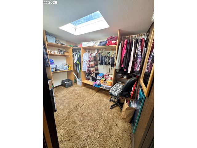 86764 Sydnam Ln, Bandon, OR 97411