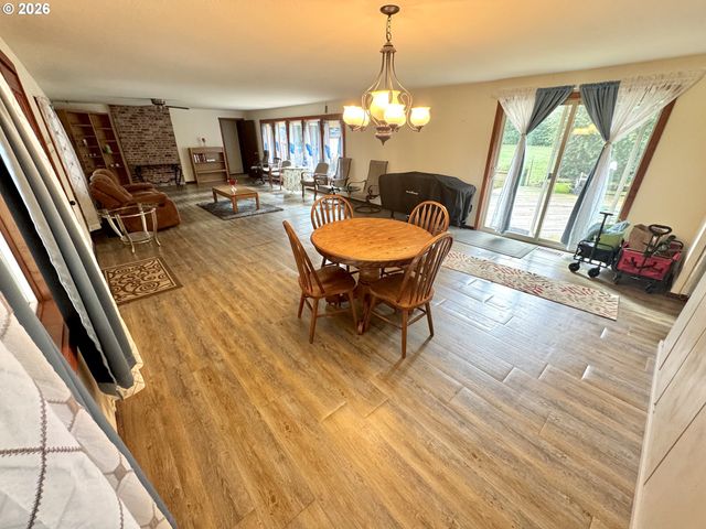 86764 Sydnam Ln, Bandon, OR 97411