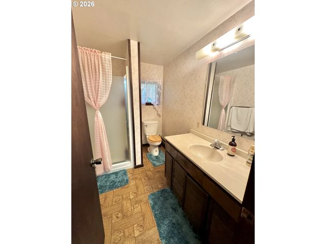 86764 Sydnam Ln, Bandon, OR 97411