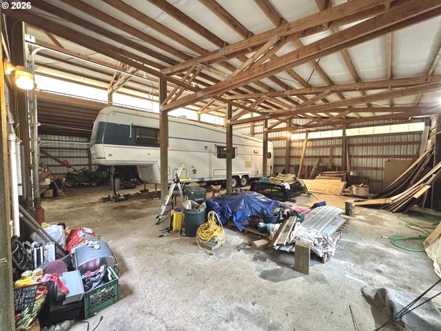 86764 Sydnam Ln, Bandon, OR 97411