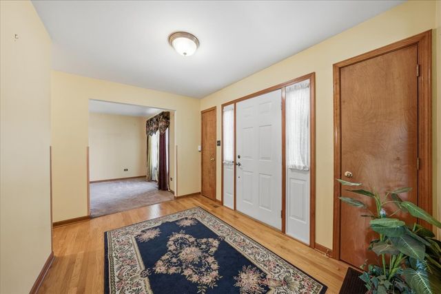 16020 S Howard Street, Plainfield, IL 60586