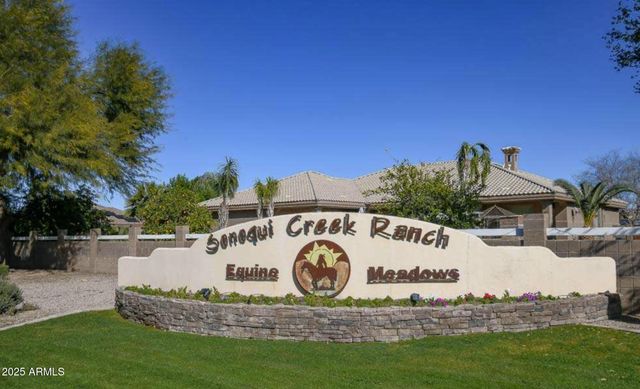 19503 E VALLEJO Street 9, Queen Creek, AZ 85142