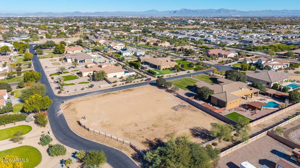 19503 E VALLEJO Street 9, Queen Creek, AZ 85142