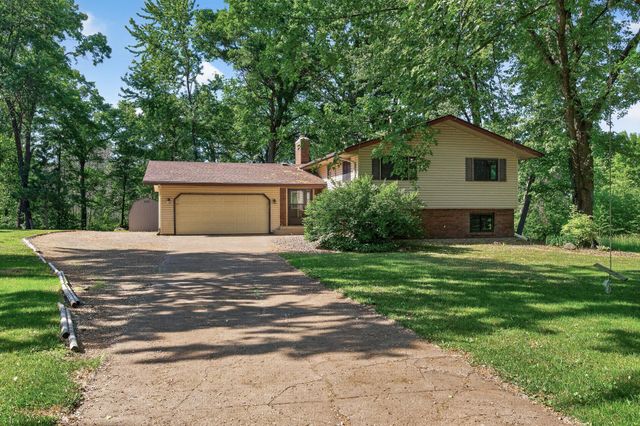 26583 Everton Circle, Wyoming, MN 55092