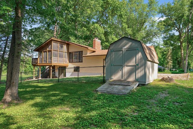 26583 Everton Circle, Wyoming, MN 55092