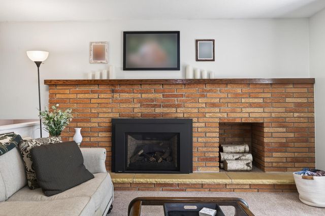 26583 Everton Circle, Wyoming, MN 55092