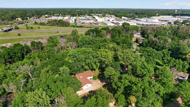 26583 Everton Circle, Wyoming, MN 55092