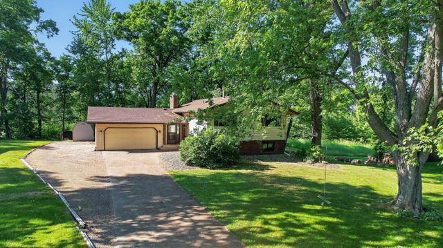 26583 Everton Circle, Wyoming, MN 55092