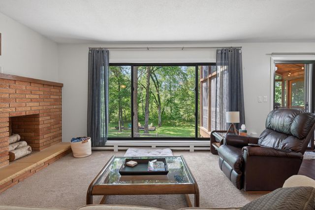 26583 Everton Circle, Wyoming, MN 55092