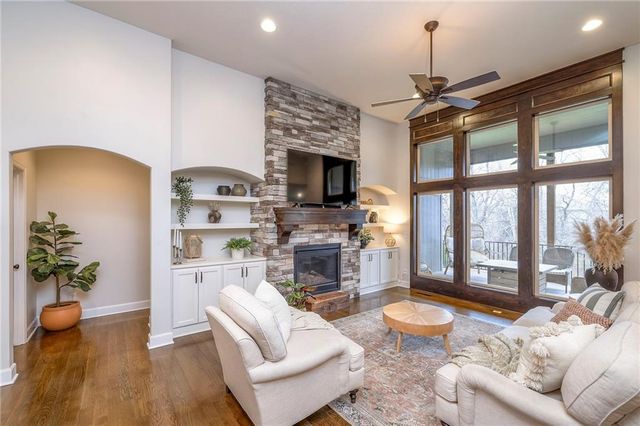 1537 Woodland Road, Greenwood, MO 64034