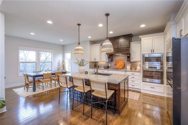 1537 Woodland Road, Greenwood, MO 64034