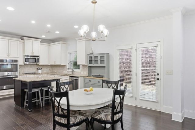 1130 Mosspointe Drive, Roswell, GA 30075