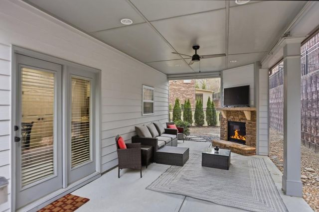 1130 Mosspointe Drive, Roswell, GA 30075