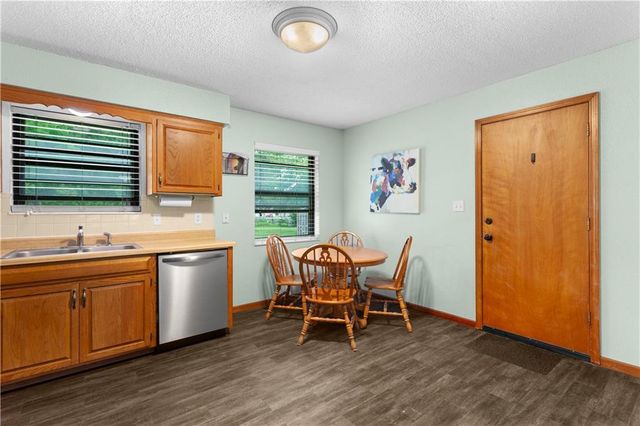 203 W Phillips Street, Odessa, MO 64076