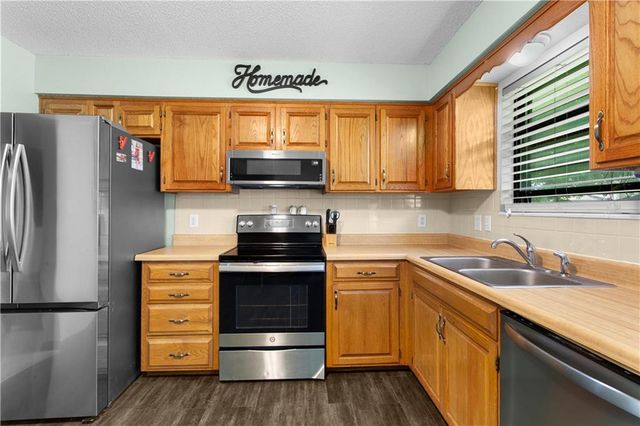 203 W Phillips Street, Odessa, MO 64076