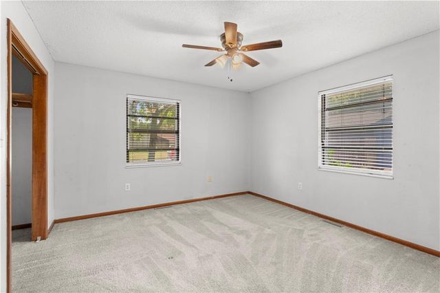 203 W Phillips Street, Odessa, MO 64076