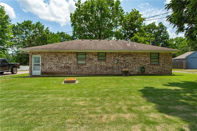 203 W Phillips Street, Odessa, MO 64076