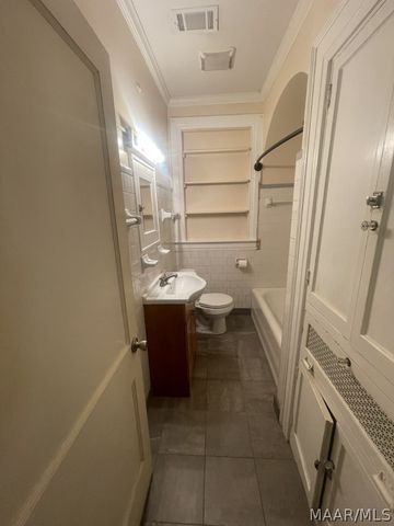 1807 ST CHARLES Avenue, Montgomery, AL 36107