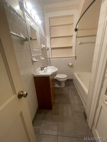 1807 ST CHARLES Avenue, Montgomery, AL 36107