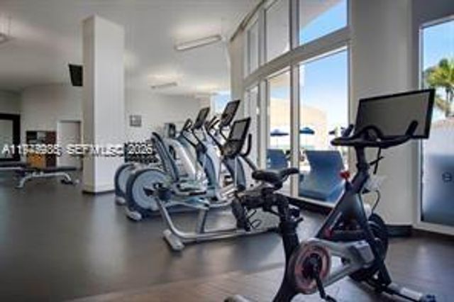 17375 Collins Ave 2305, Sunny Isles Beach, FL 33160