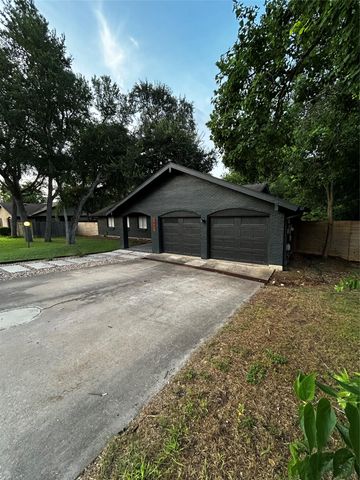 7117 Scenic Brook DR, Austin, TX 78736