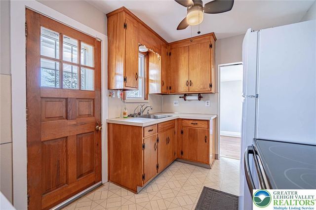 6245 Vera Cruz Road, Upper Milford Twp, PA 18049