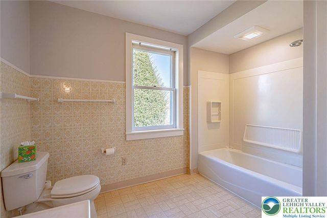 6245 Vera Cruz Road, Upper Milford Twp, PA 18049