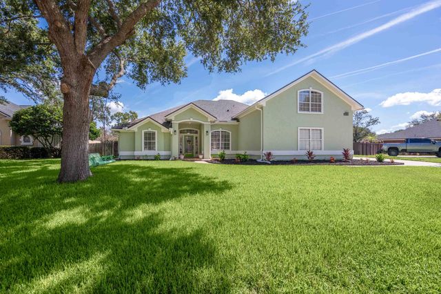 1157 Ashmore Dr, St Johns, FL 32259
