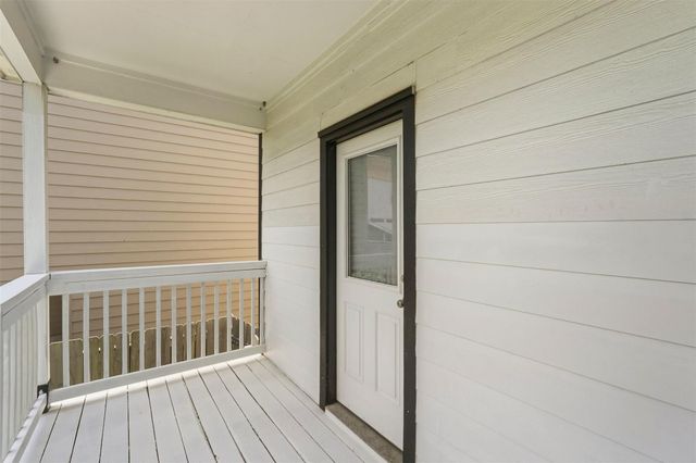 2218 Bringhurst Street B, Houston, TX 77026