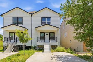 2218 Bringhurst Street B, Houston, TX 77026