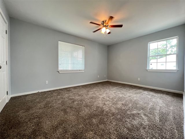 1226 Record Crossing Road, Dallas, TX 75235