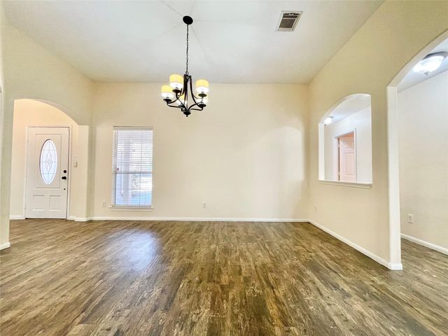 90 N Creekmist Place, The Woodlands, TX 77385
