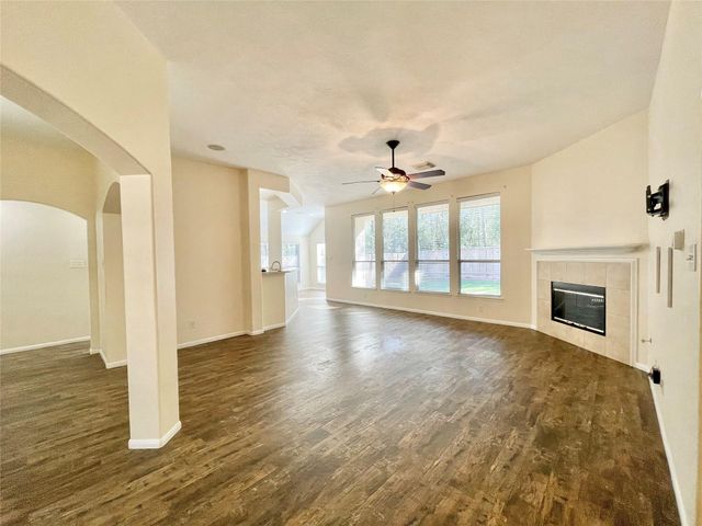 90 N Creekmist Place, The Woodlands, TX 77385