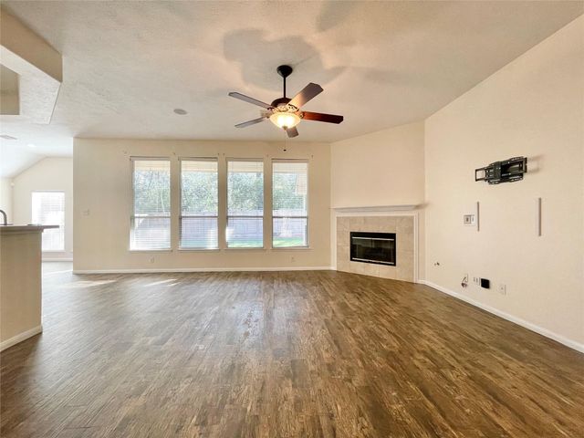 90 N Creekmist Place, The Woodlands, TX 77385