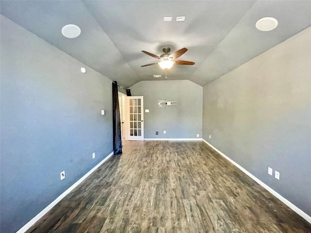 90 N Creekmist Place, The Woodlands, TX 77385