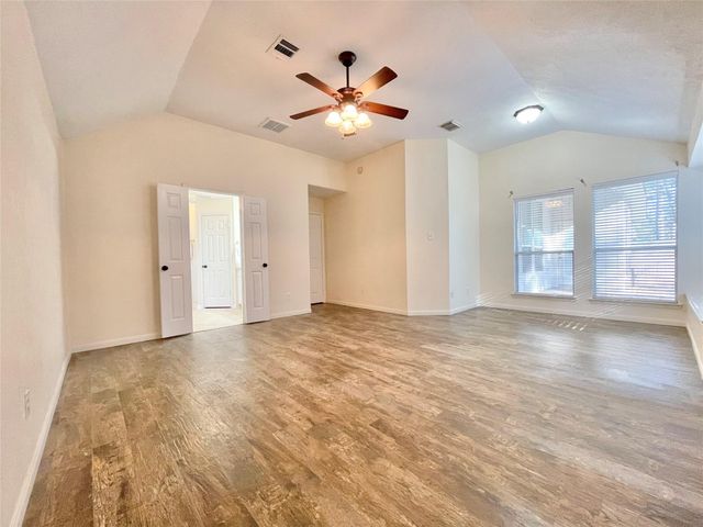90 N Creekmist Place, The Woodlands, TX 77385