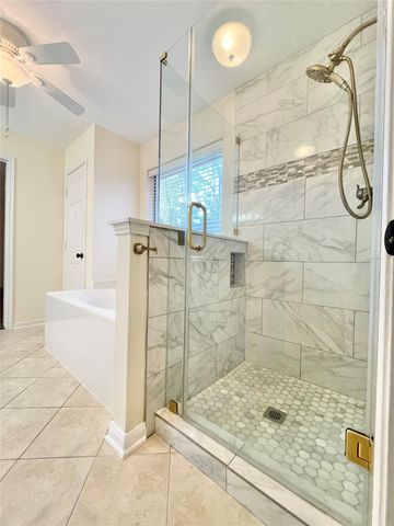 90 N Creekmist Place, The Woodlands, TX 77385