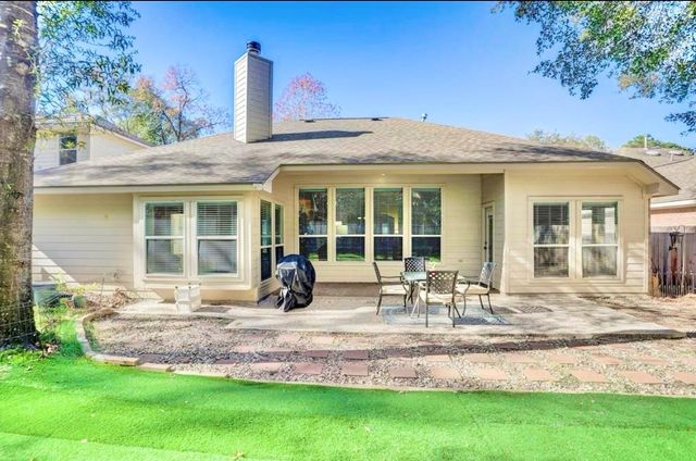 90 N Creekmist Place, The Woodlands, TX 77385