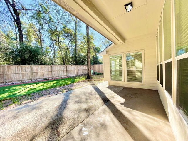 90 N Creekmist Place, The Woodlands, TX 77385