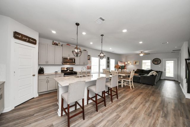 2518 Elliot Canyon Lane, Crosby, TX 77532